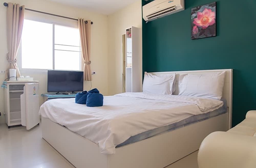 Lotus Suite Hua Hin Standard Room 24