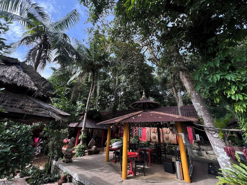 undefined Baan Ton Rak Boutique Resort 5