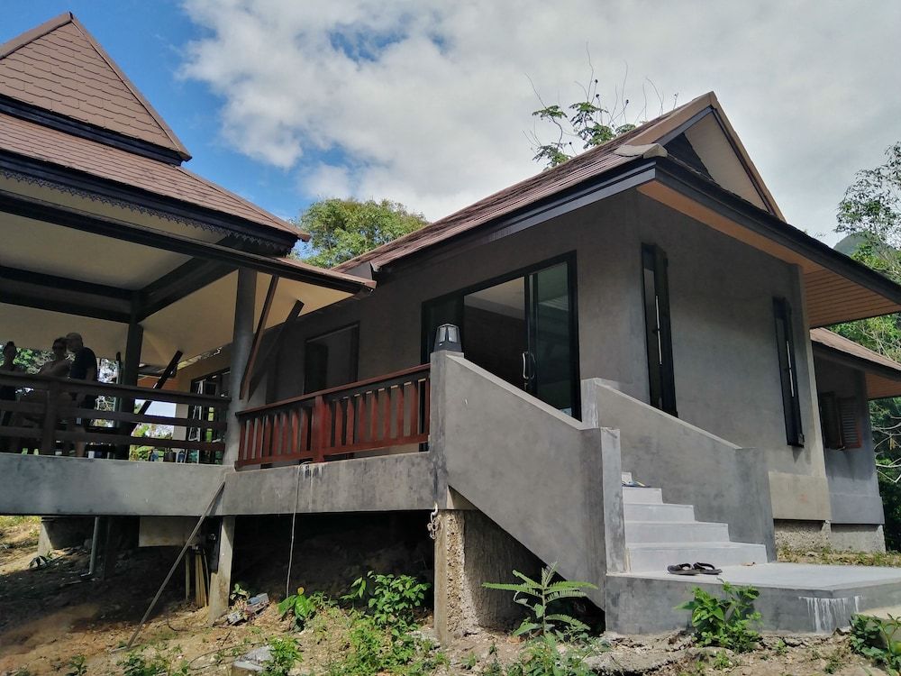 undefined Baan Ton Rak Boutique Resort 8