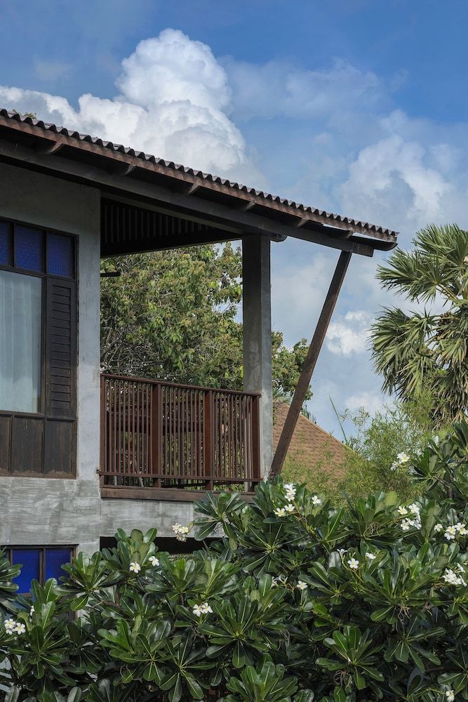 undefined Homm Chura Samui 2