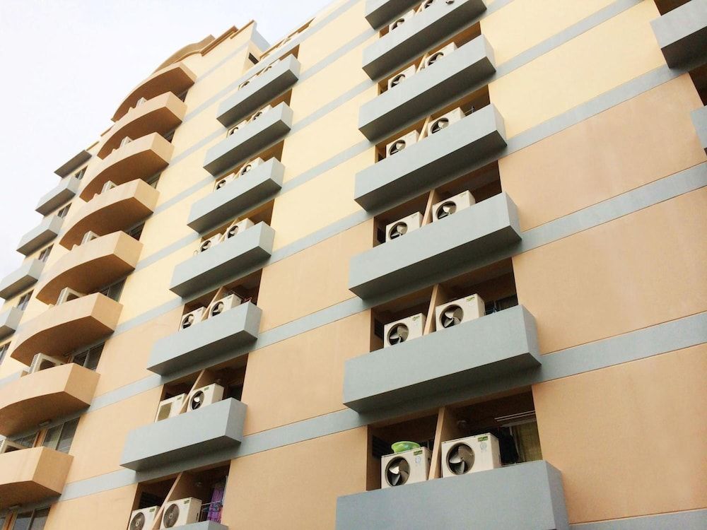 undefined Grand Living Place 5