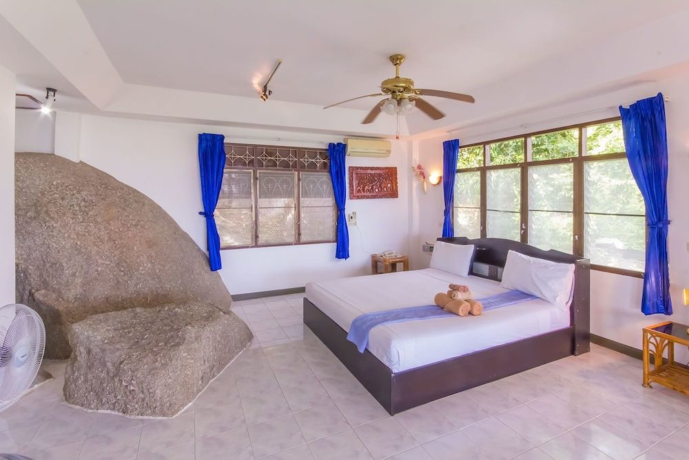 Two-Bedroom Mountain Villa