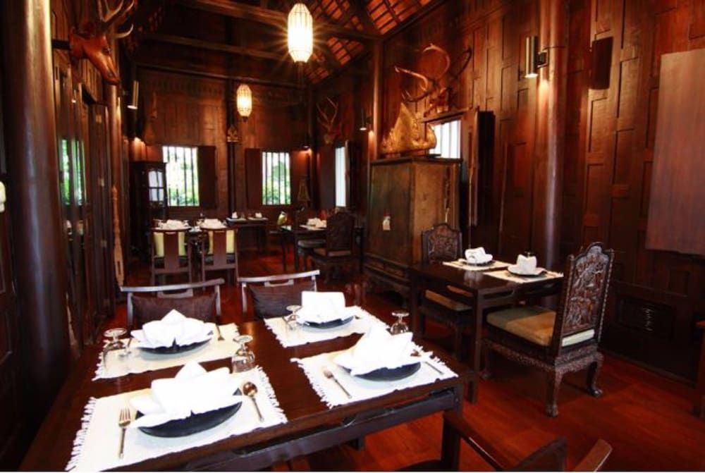 undefined The Rose Hotel Bangkok 3