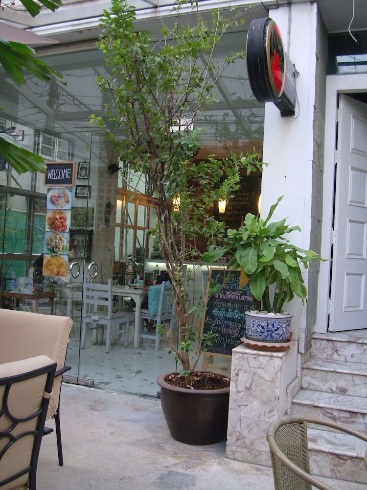 undefined Oriental Smile Hotel 3