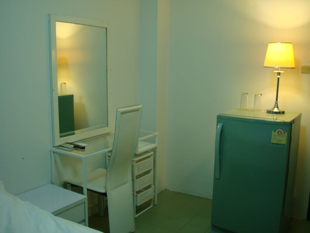 Oriental Smile Hotel Superior Room 4