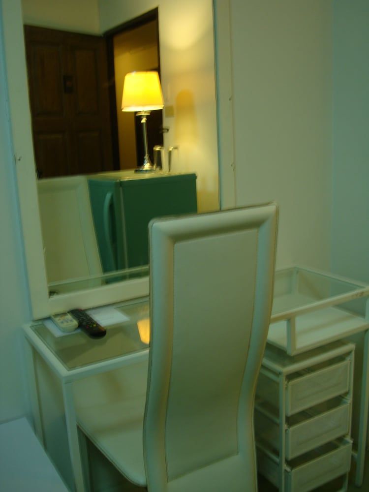 Oriental Smile Hotel Superior Room 5