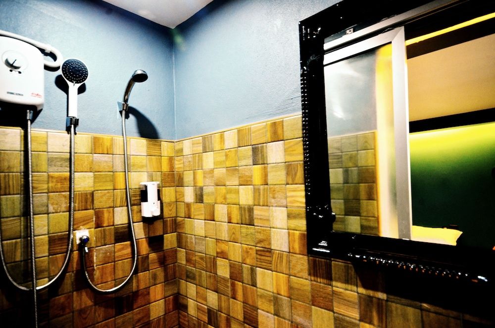 The Neighbor Hoot Hostel & Cafe Triple room with private bathroom 5