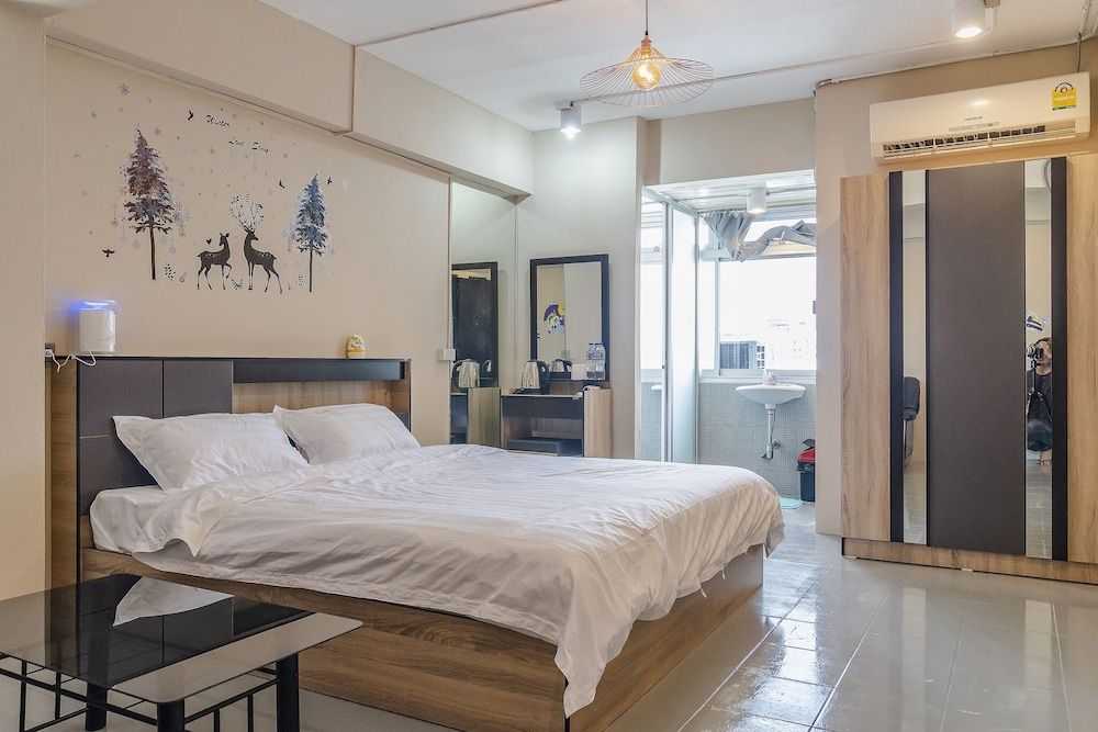 The Neighbor Hoot Hostel & Cafe Elite Shared Dormitory 11