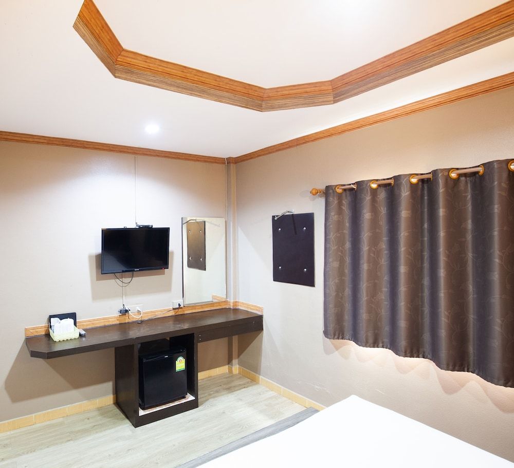 Golden House Hotel Sakaeo Deluxe Twin Room 19