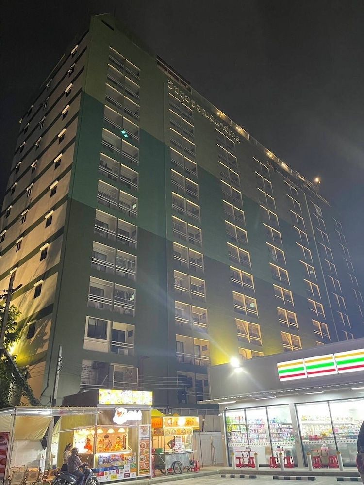 undefined Witchuwan Sport & Spa Apartel 7