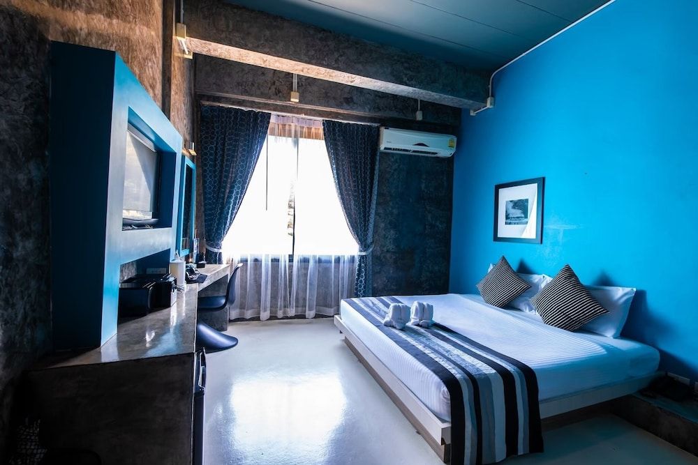 The b Ranong Trend Hotel Deluxe Room 3