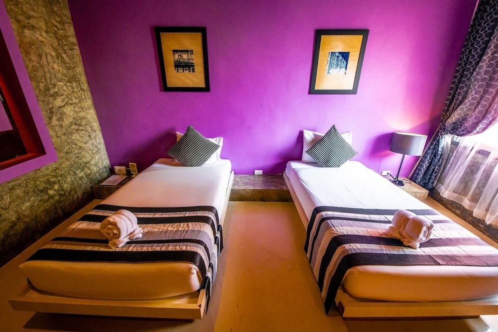 The b Ranong Trend Hotel Deluxe Room