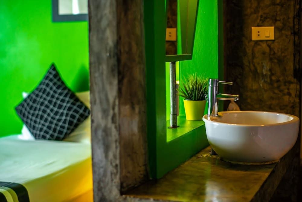 The b Ranong Trend Hotel Deluxe Room 7