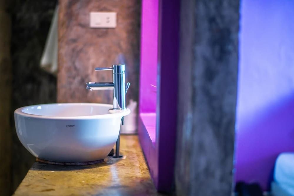 The b Ranong Trend Hotel Deluxe Room 8