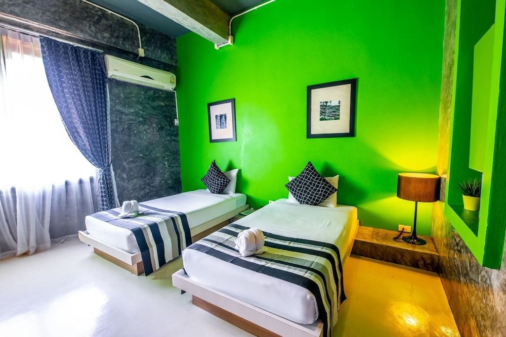 The b Ranong Trend Hotel Deluxe Room 4