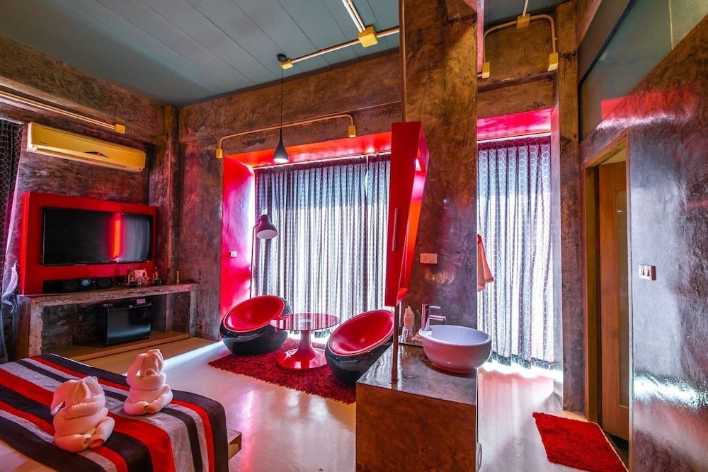 The b Ranong Trend Hotel Suite Room 7