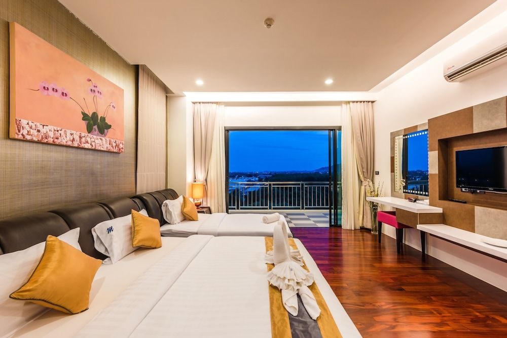 Chalong Miracle Lakeview Resort & Spa Family Suite (Twin), Balcony