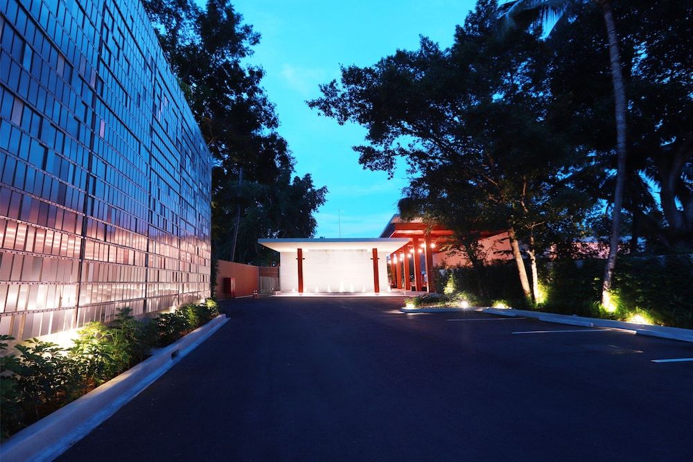 undefined Celes Samui 8