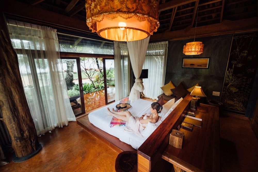 Oriental Beach Front View Villa