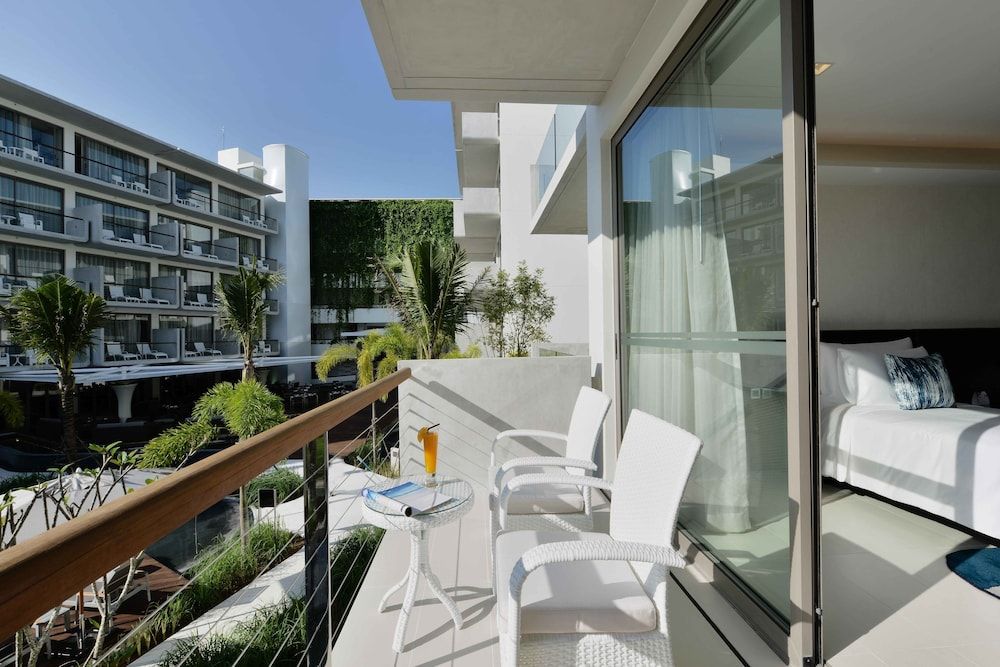 Dream Phuket Hotel & Spa Deluxe Twin Pool view 2