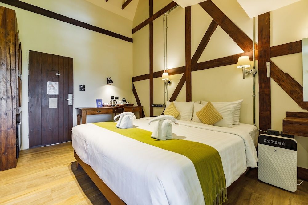 undefined Le Charcoa Hotel