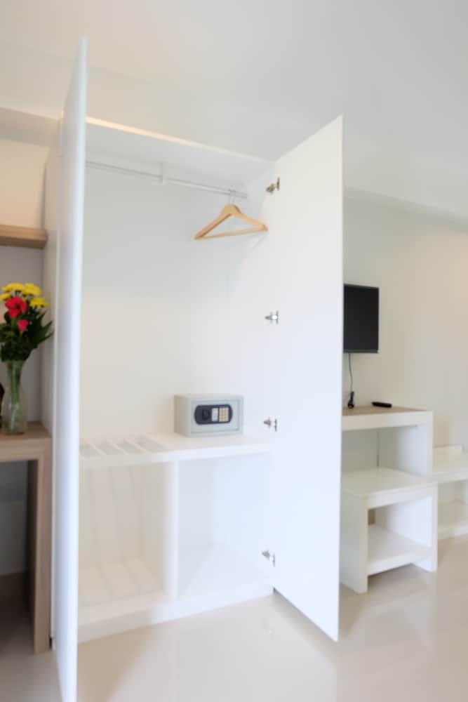 Sunny Residence Superior Double Room 21