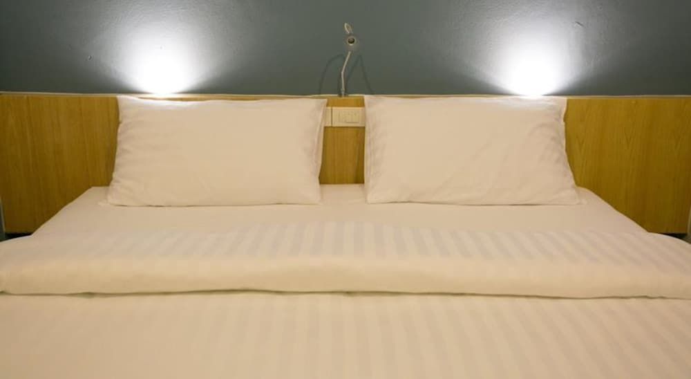 Pakta Phuket Deluxe Double or Twin Room 4