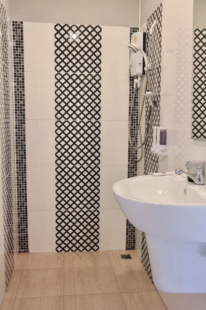 Pakta Phuket Deluxe Double or Twin Room 25