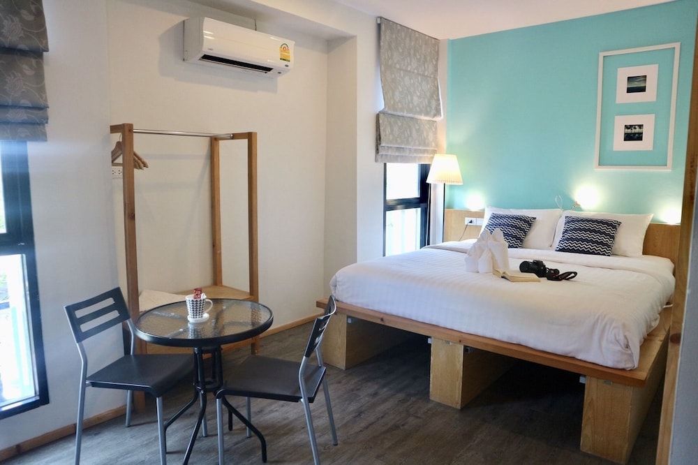 Pakta Phuket Deluxe Double or Twin Room 8
