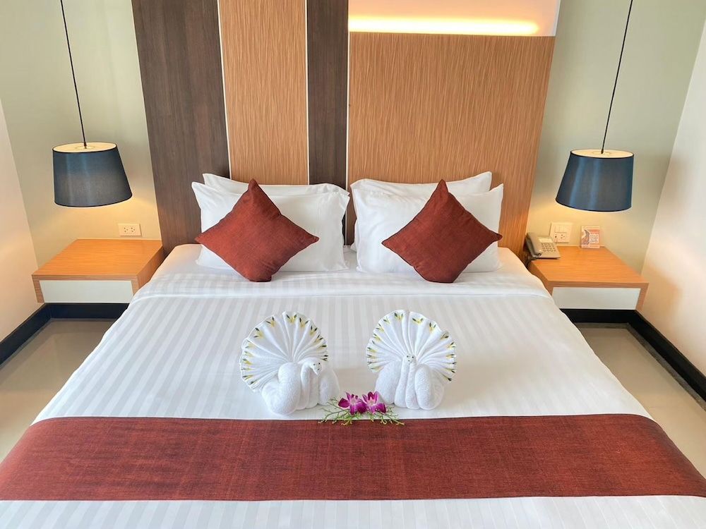 Siva Royal Hotel Deluxe Double Room or Twin Room 3