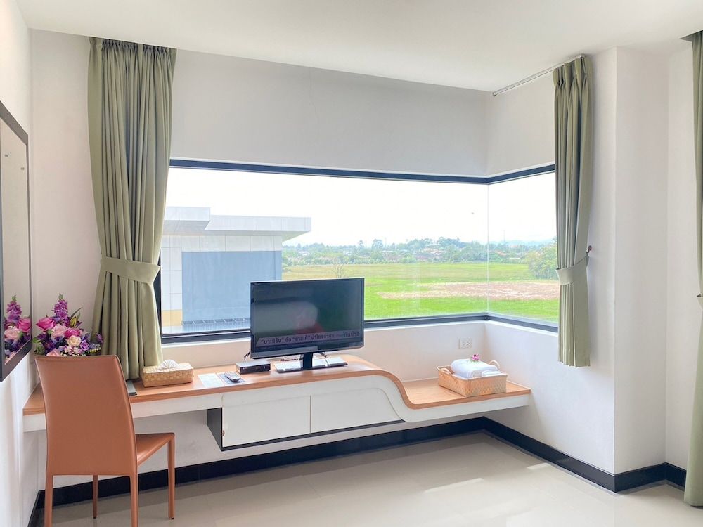 Siva Royal Hotel Grand Deluxe Double Room 11