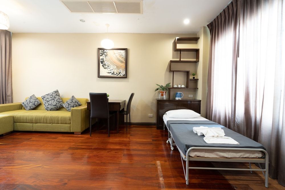 undefined Greenview Ekkamai10 Residence 4
