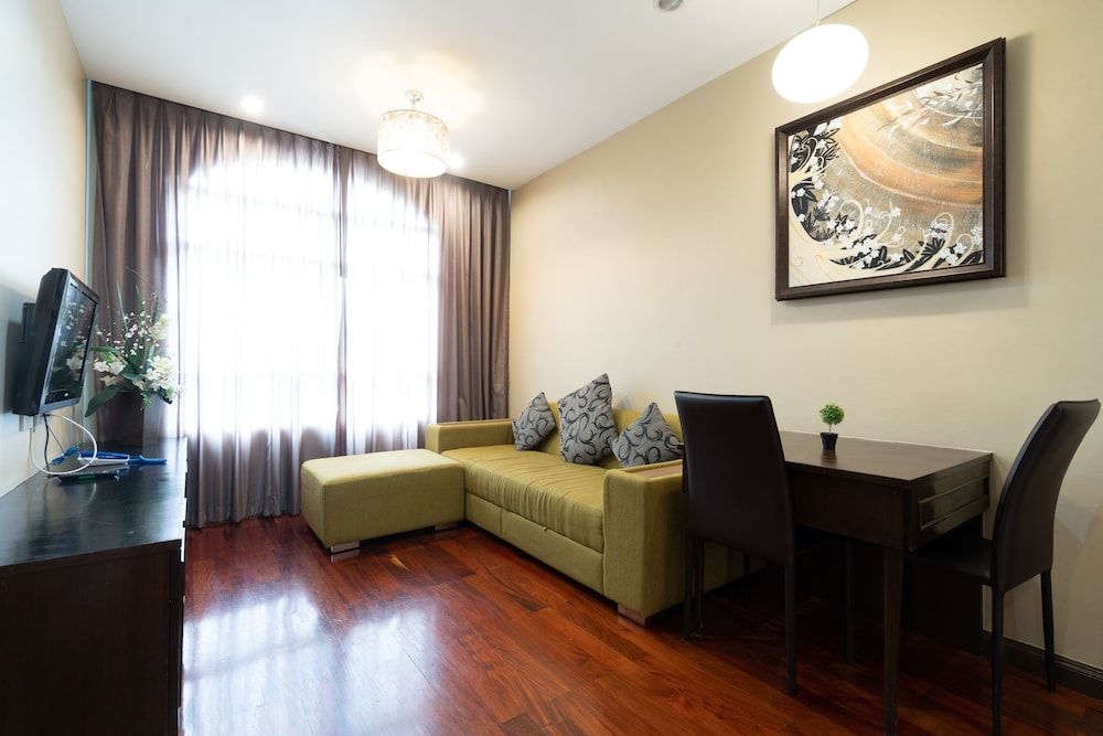 undefined Greenview Ekkamai10 Residence 8