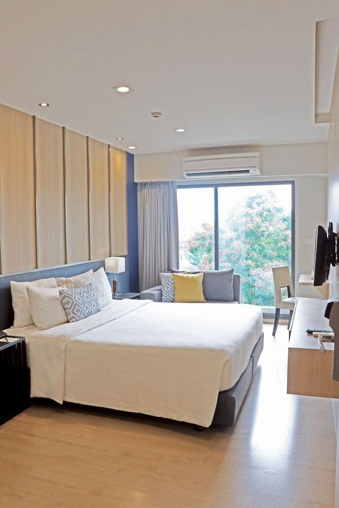 Family Suite, 2 Bedrooms, Garden View