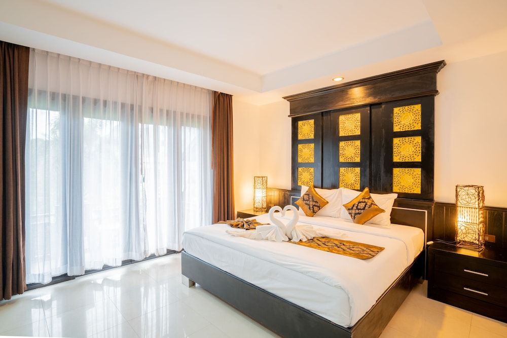 Phi Phi Andaman Legacy Resort Superior Room, Mountain View