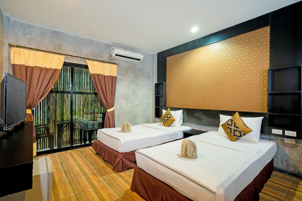 undefined Phi Phi Andaman Legacy Resort 4