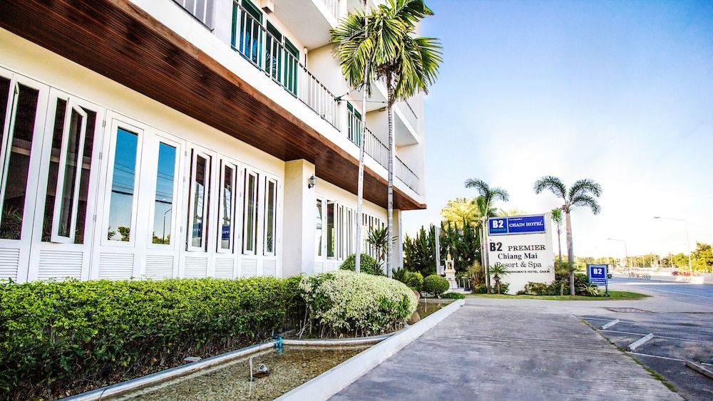 undefined B2 Premier Hotel & Resort 2