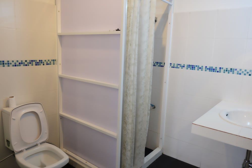 Baan Glang Soi Standard Double Room 4