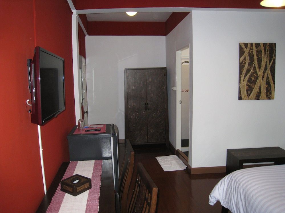 Baan Glang Soi Corner Room 7