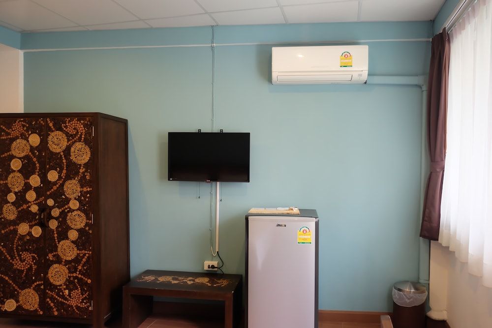 Baan Glang Soi Standard Double Room 5