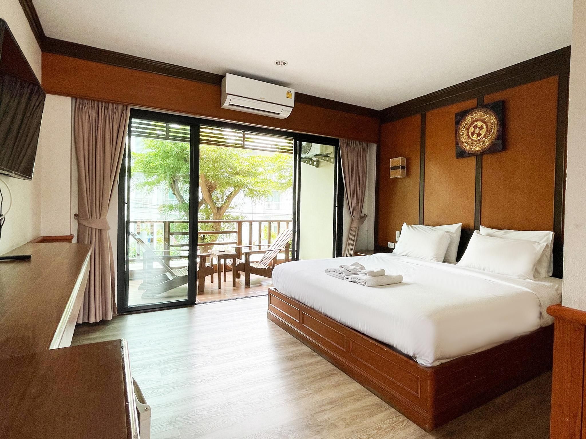 La Playa Boutique Resort Deluxe with Balcony 2
