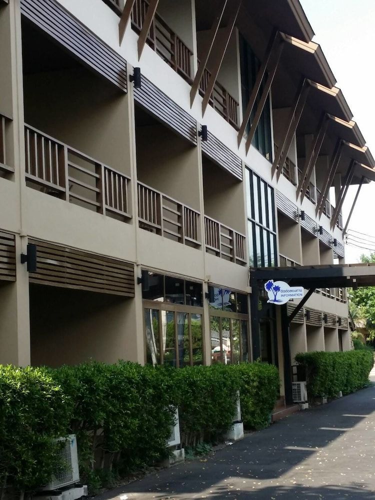 undefined La Playa Boutique Resort 2