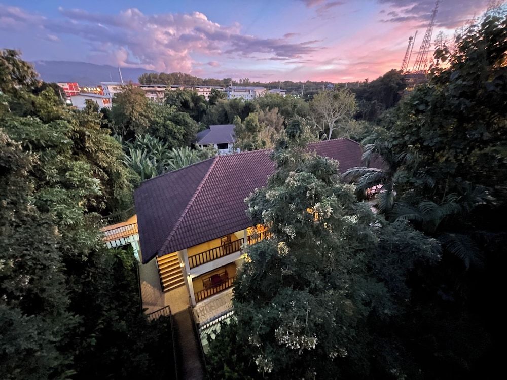 Green Hill Resort Superior Double Room 4