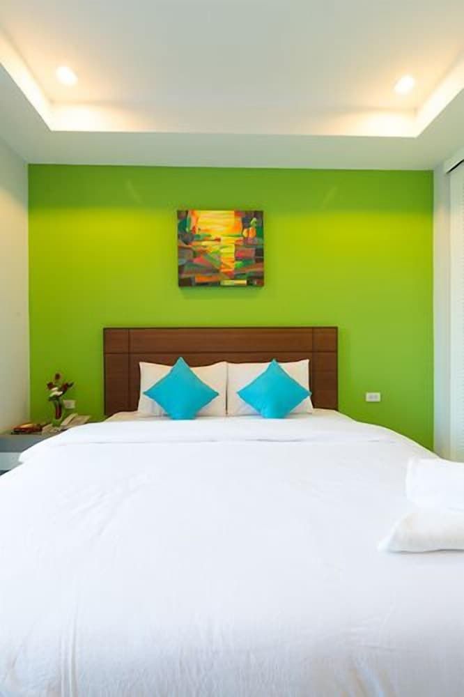 Tillthong Garden Deluxe King Studio 7