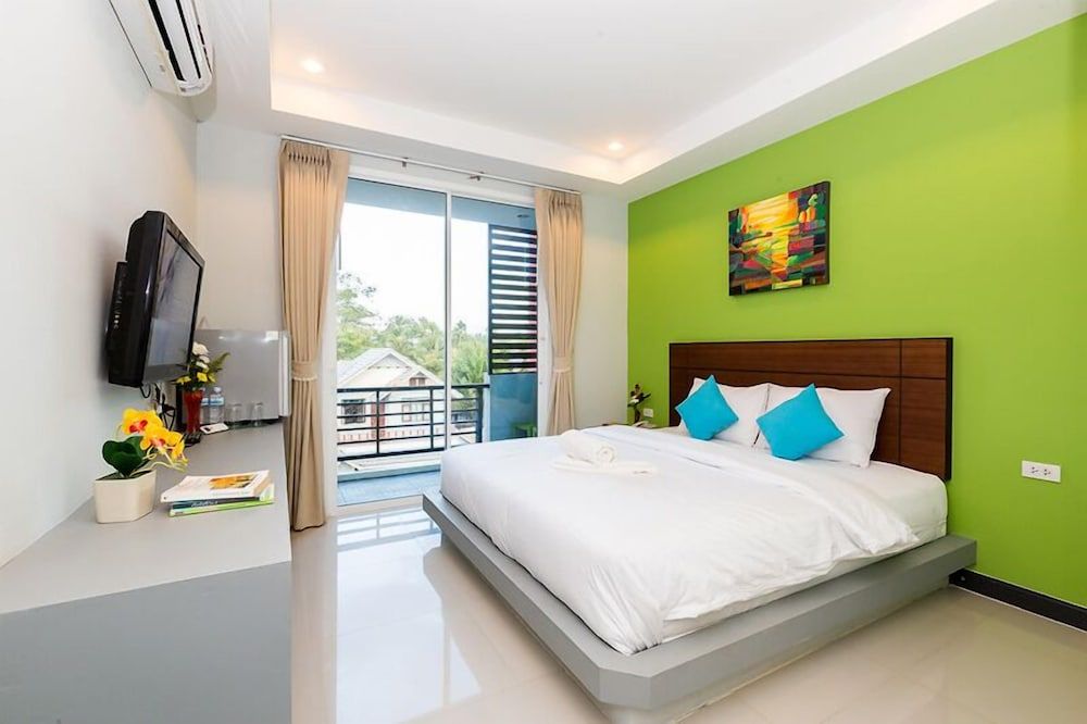 Tillthong Garden Deluxe King Studio 9