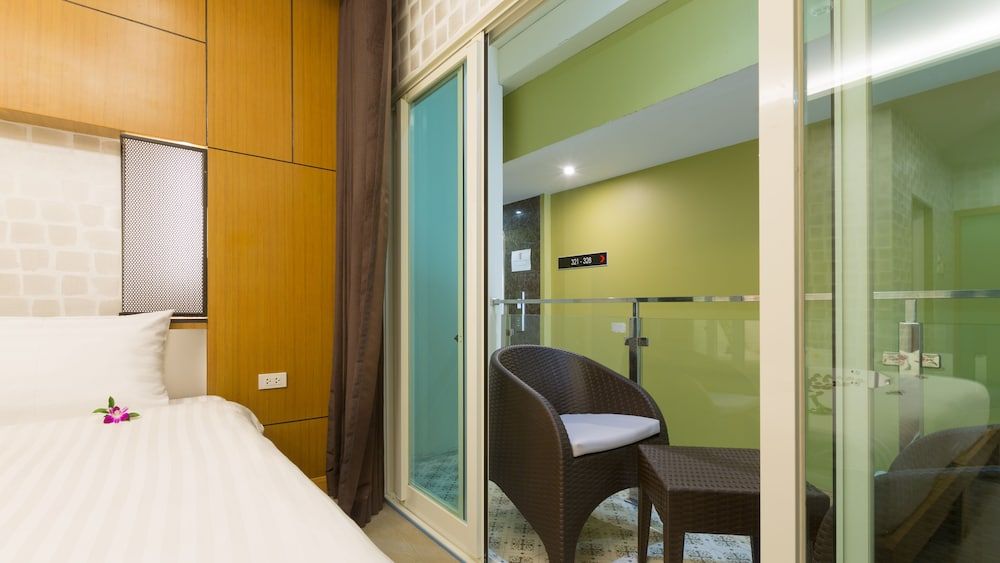 Anda Beachside Hotel Superior Double or Twin Room, No Windows 6