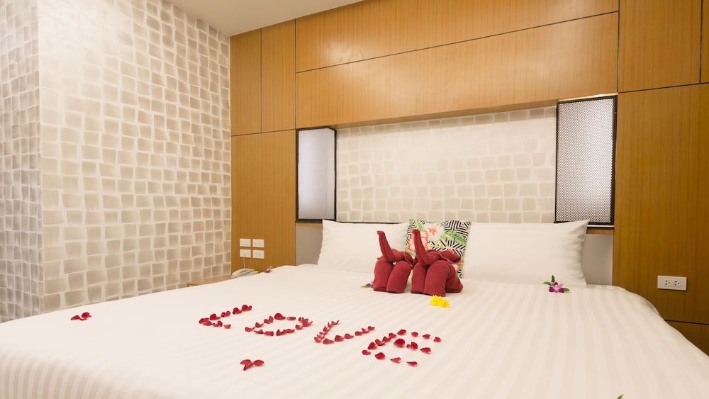 Anda Beachside Hotel Superior Double or Twin Room, No Windows