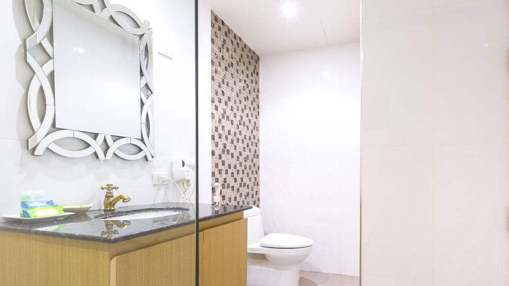 Anda Beachside Hotel Standard Double or Twin Room (No Window) 5