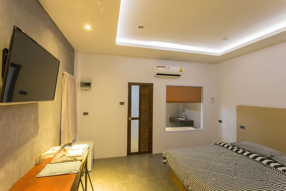 88 Fine Hotel Double Room 5