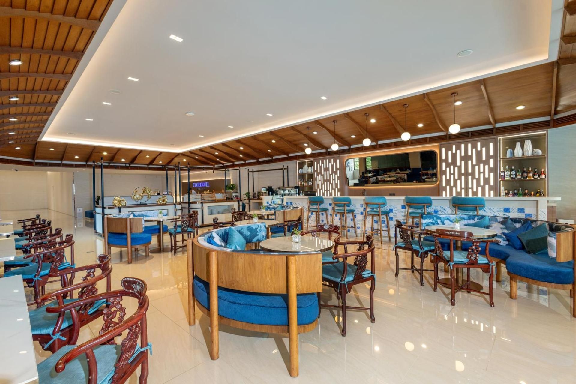 undefined Cloudotel Walking Street  5